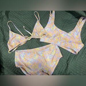 Kulani XL bottoms 2XL tops